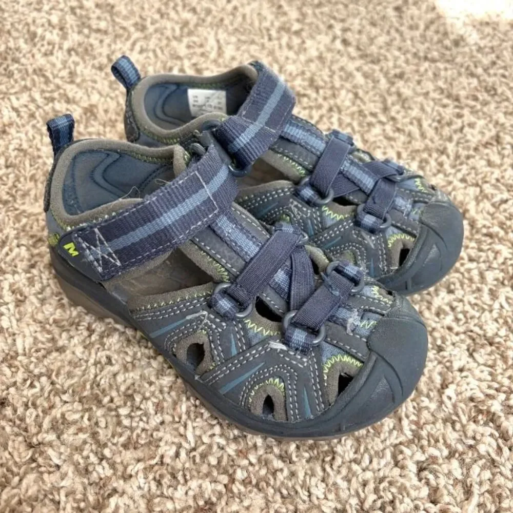 Size 9 / Toddler Boy Merrell Sandals